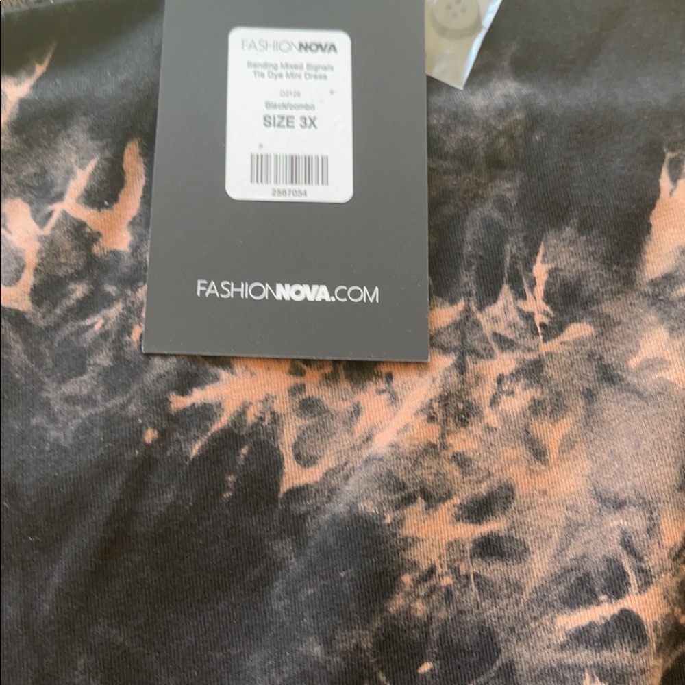 Fashion Nova Women's Black & Peach Tie-Dye Dress - Size 3X